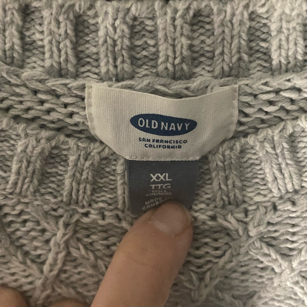 Women’s Old Navy Cable Knit Sweater